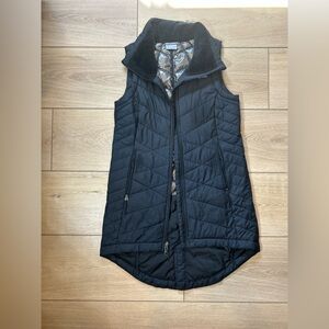 Columbia Black Quilted Vest with Fleece Lining